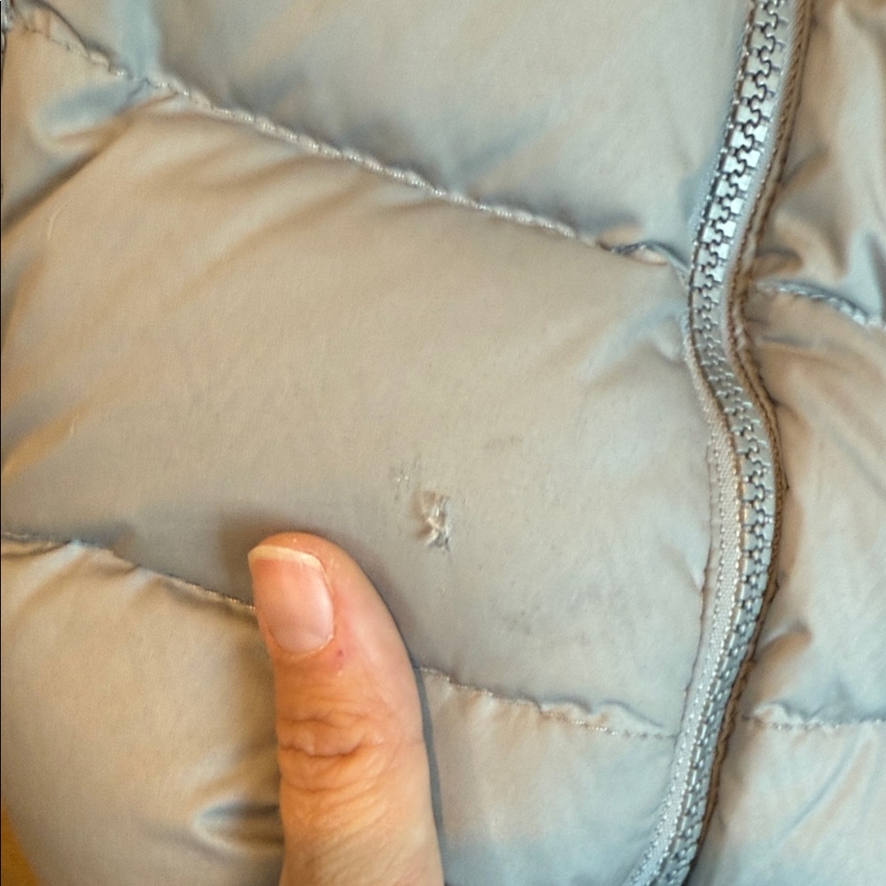 The North Face Kids Silver Puffer Jacket - Picture 3 of 8